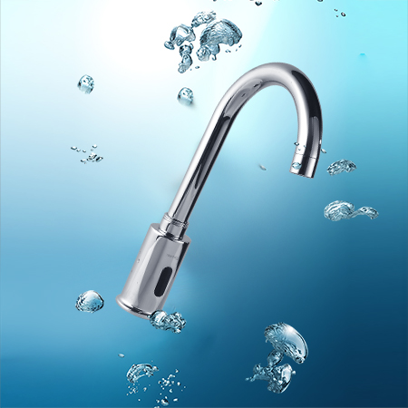 Touchless Faucet with Deck Plate